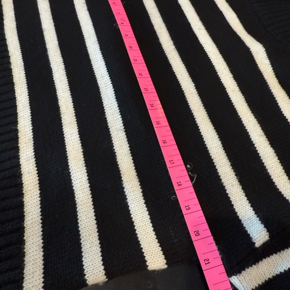 Z-Supply Josephine Striped Black and White Turtleneck Sweater NWT - Picture 12 of 12